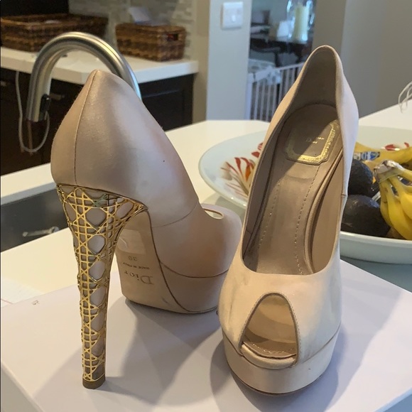 Dior size 9 heels - Picture 2 of 7